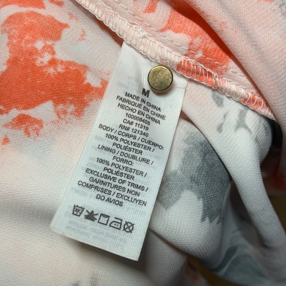 Flowy flower tank top - Picture 4 of 4